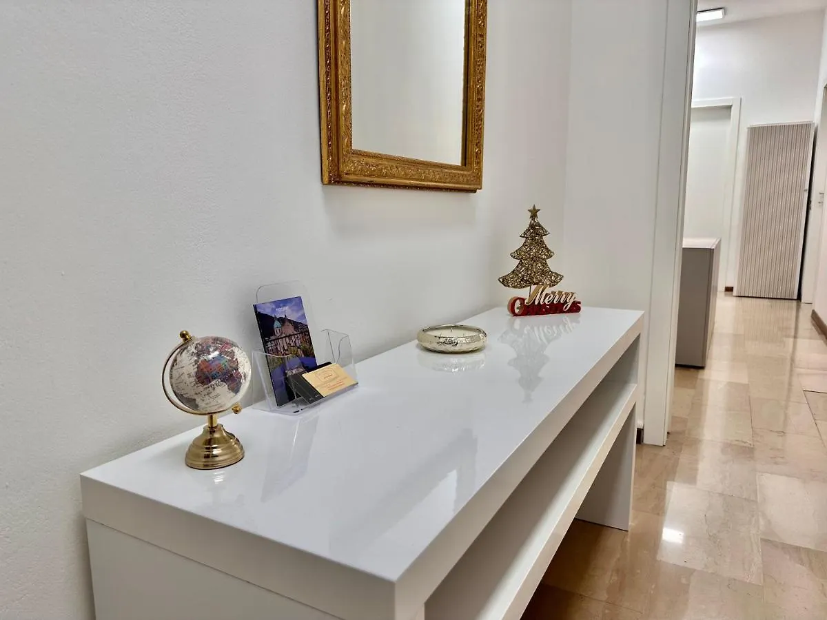 Apartment Sweet Home Lidia Como Italy
